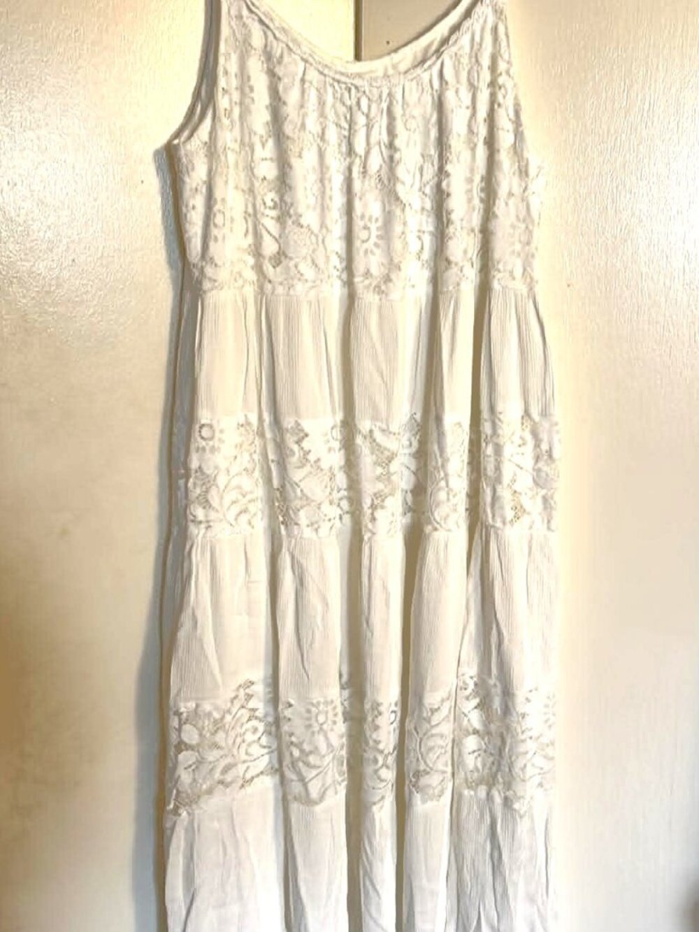 Signature by Robbie Bee White Lace Maxi Dress – Size 2X